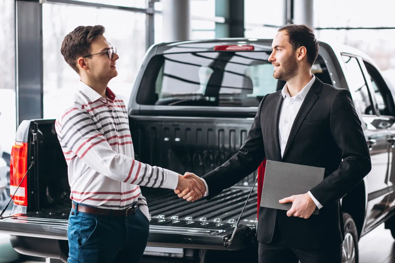 Buy a car in Dubai for export