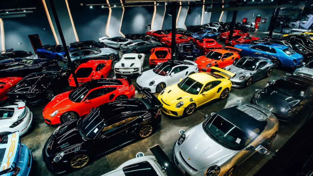 car exporters in dubai, car model toyota, cars exporters in dubai, corolla hybrid, ,corolla hybrid price in uae